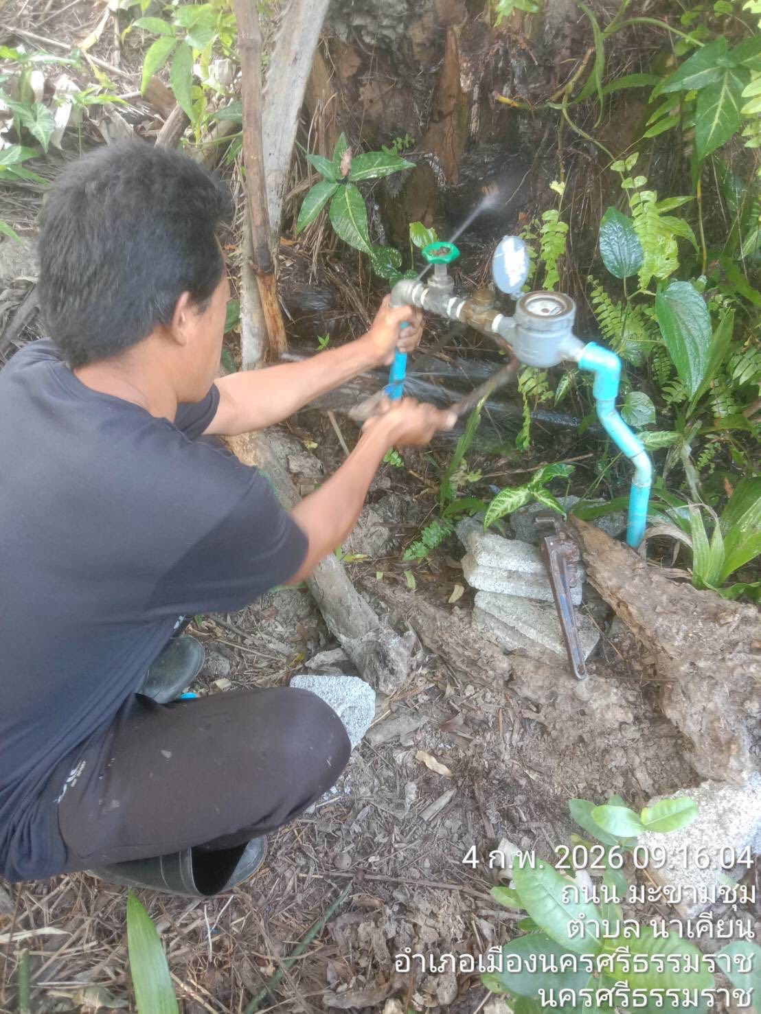 ซ่อมท่อประปา PVC ถนนมัขามชุม-นาเคียน หมู่ที่ 1 ตำบลนาเคียน